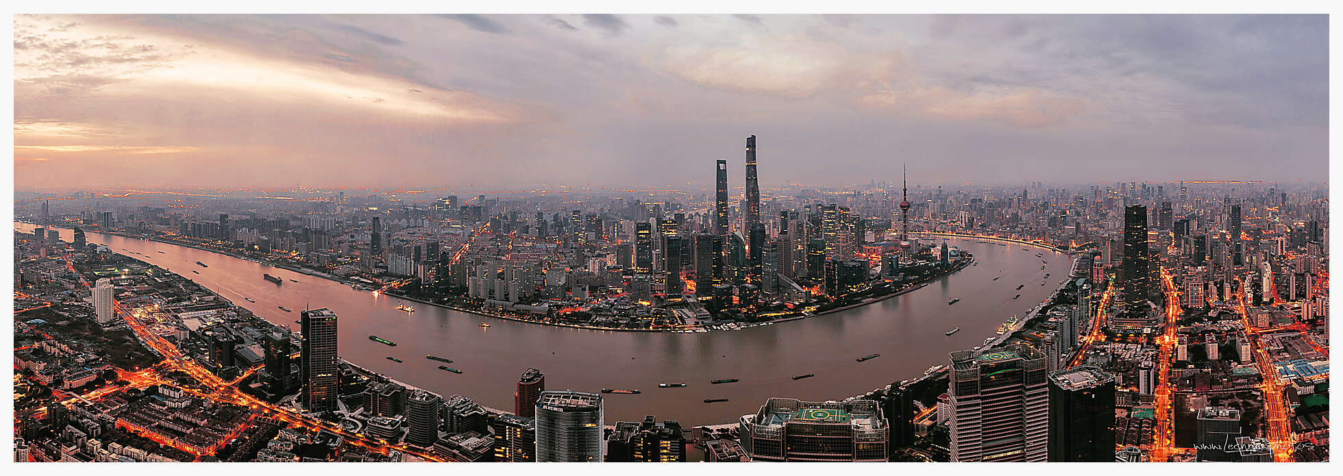 20211113 wide river pano from hongkou side Bearbeitet - Shanghai Skyline